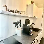 Colourful Cozy For Happy Trips Apartment