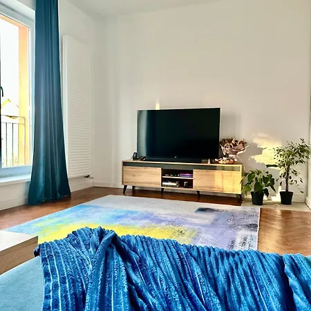 Colourful Cozy For Happy Trips Apartment Brasov