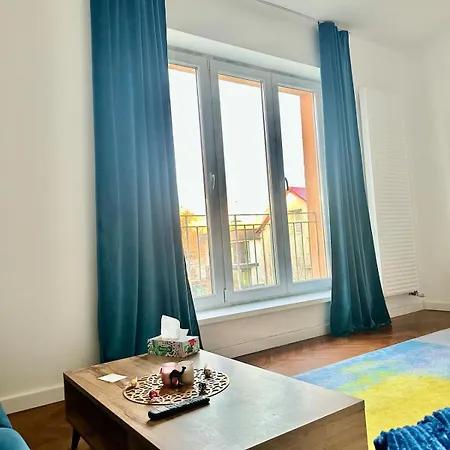 アパート Colourful Cozy For Happy Trips ブラショフ