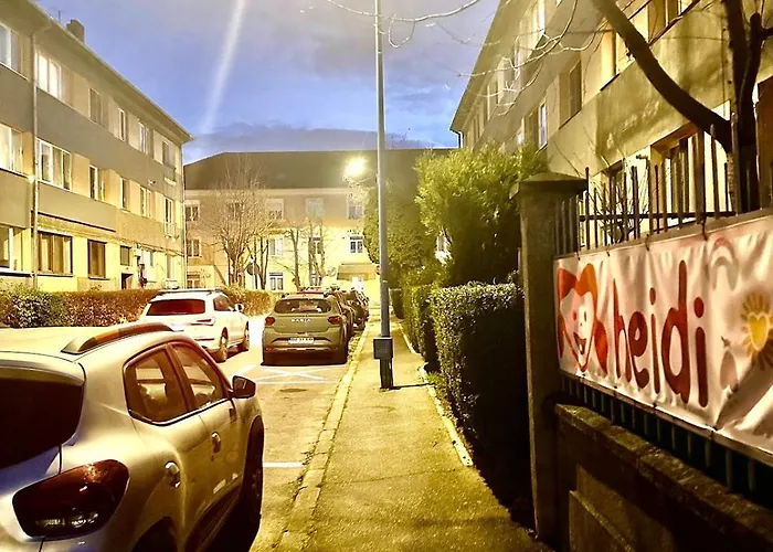 Colourful Cozy For Happy Trips Apartment Brasov